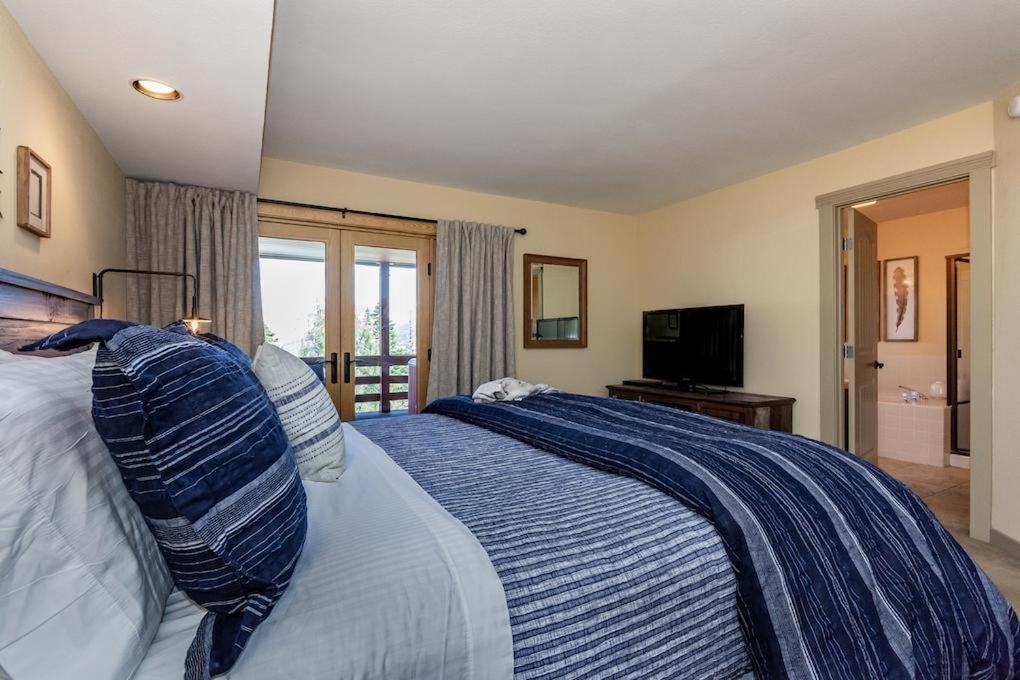 Bridges Townhome #11 * Old Mammoth